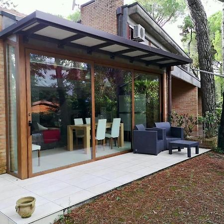 Villa A Schiera Raffinata Con Giardino Λινιάνο Σαμπιαντόρο Εξωτερικό φωτογραφία